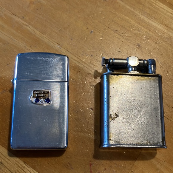 9 piece lot of vintage lighters + 2 free items - Picture 3 of 11